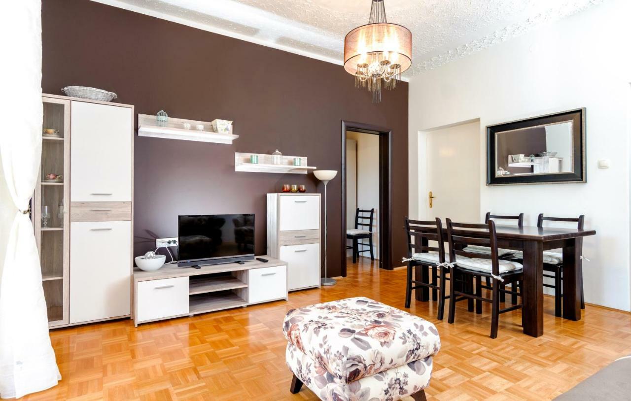 Kaštela Apartment Yean מראה חיצוני תמונה